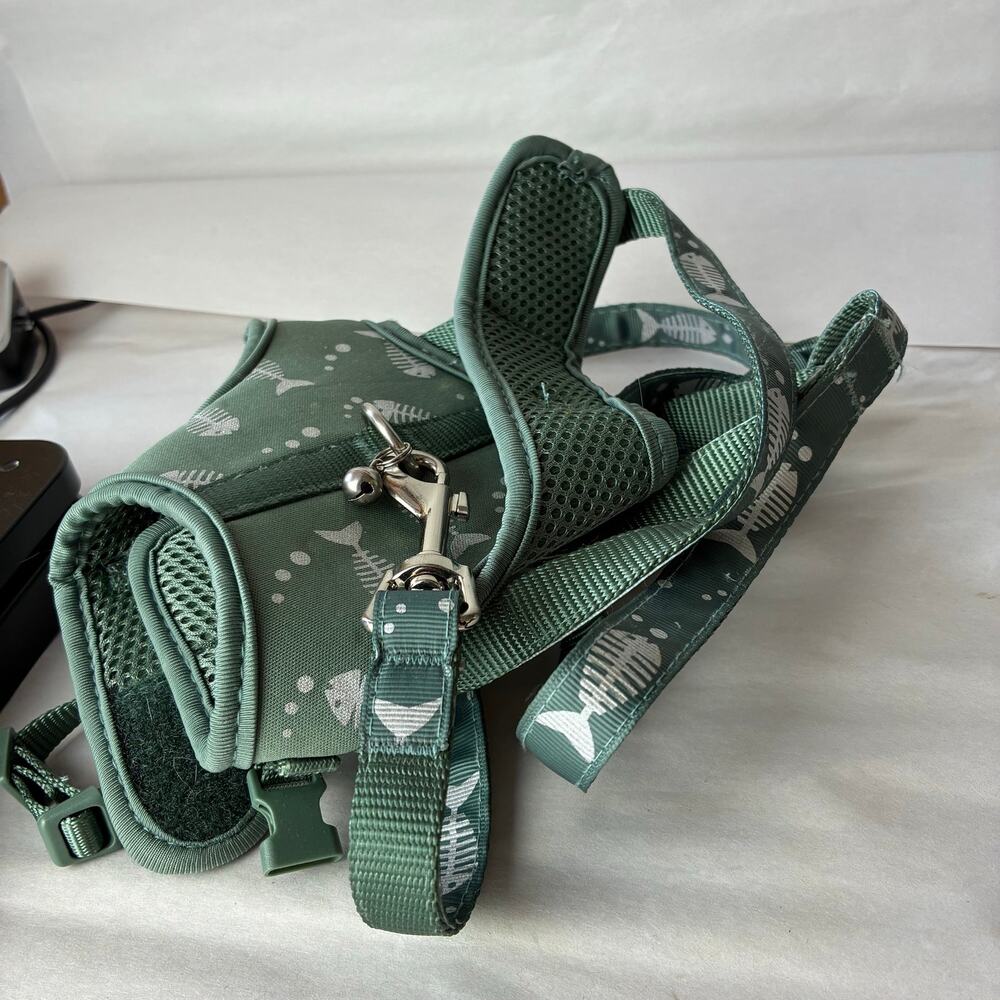 Fishbone Pet Harness And Leash Set Cat's Adjustable Green Mesh Walking Outdoor